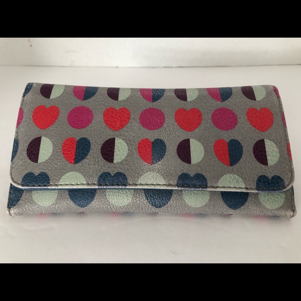 Relic Heart Wallet - Picture 1 of 6